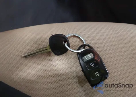 2013 Hyundai Elantra Gls z USA, uszkodzony, nr VIN KMHDH4AE3DU565154